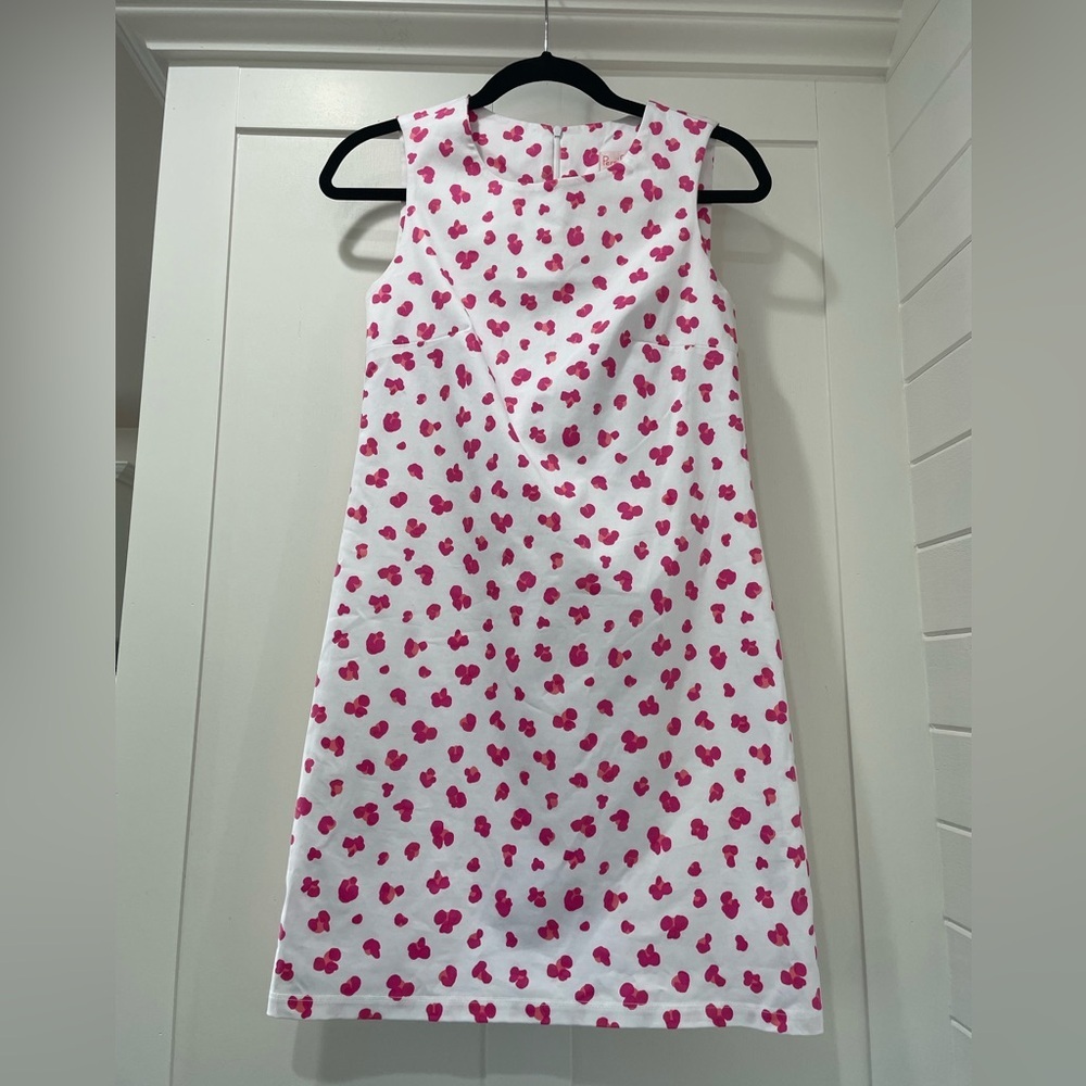 Sleeveless White Mini Dress with Pink Heart Print